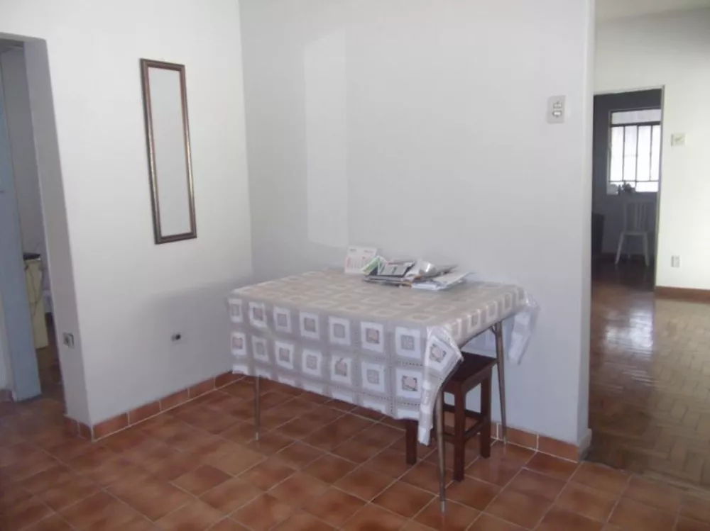 Casa à venda com 4 quartos, 150m² - Foto 13