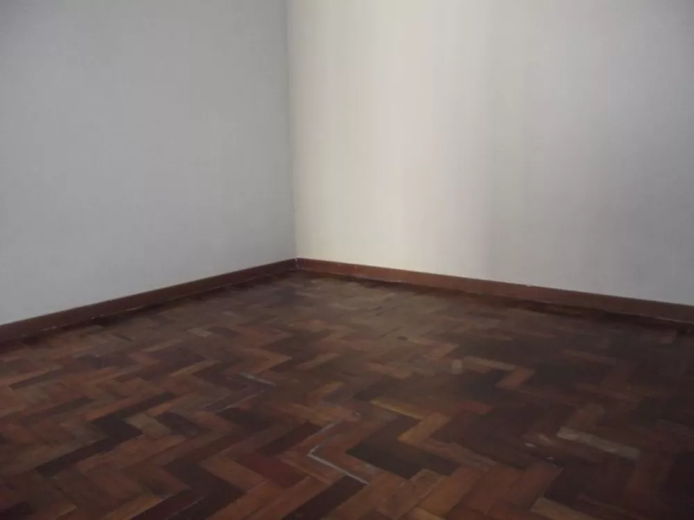 Casa à venda com 4 quartos, 150m² - Foto 8