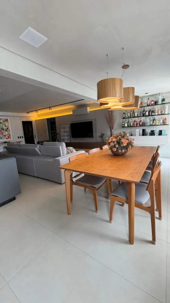 Apartamento, 3 quartos, 160 m² - Foto 1