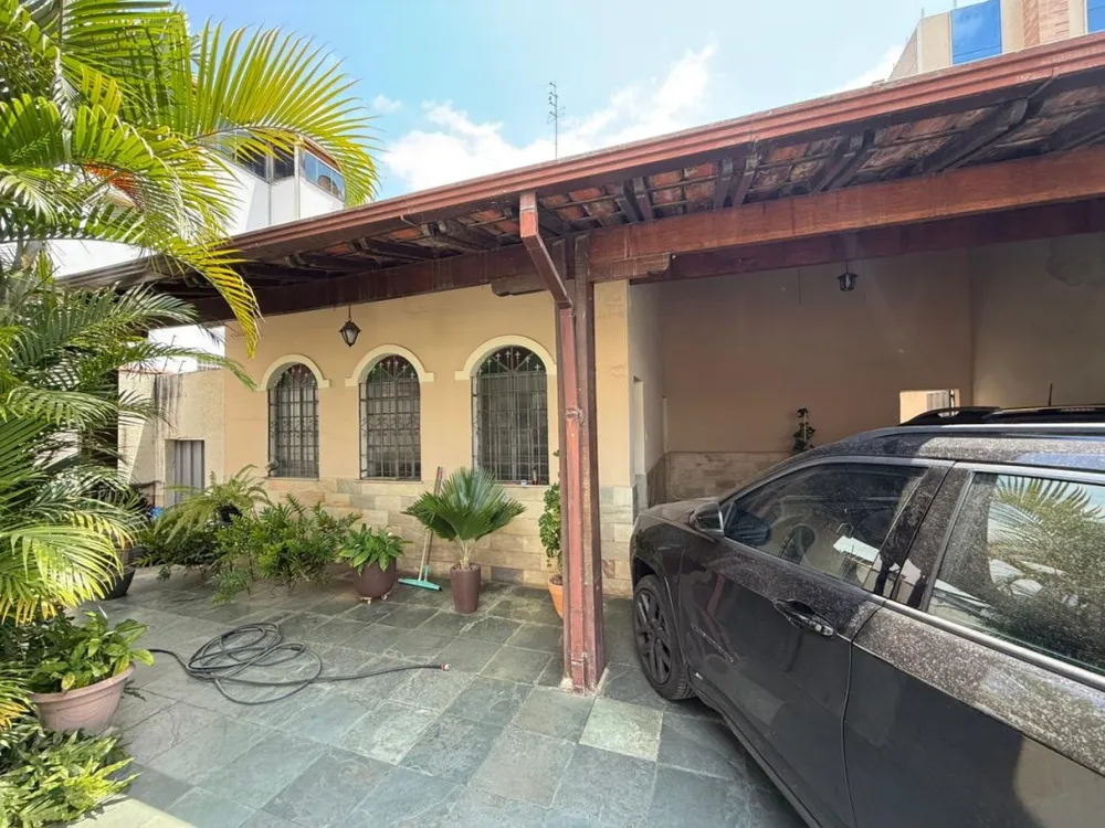 Casa, 6 quartos, 365 m² - Foto 1