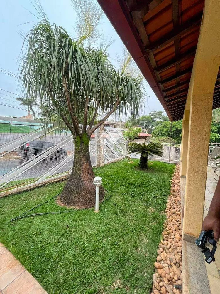 Casa de Condomínio à venda com 4 quartos, 420m² - Foto 3