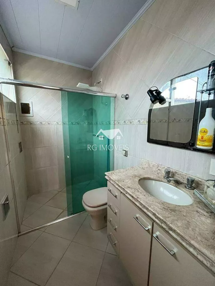 Casa de Condomínio à venda com 4 quartos, 420m² - Foto 19