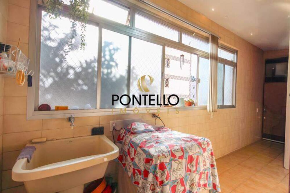Apartamento à venda com 4 quartos, 140m² - Foto 7