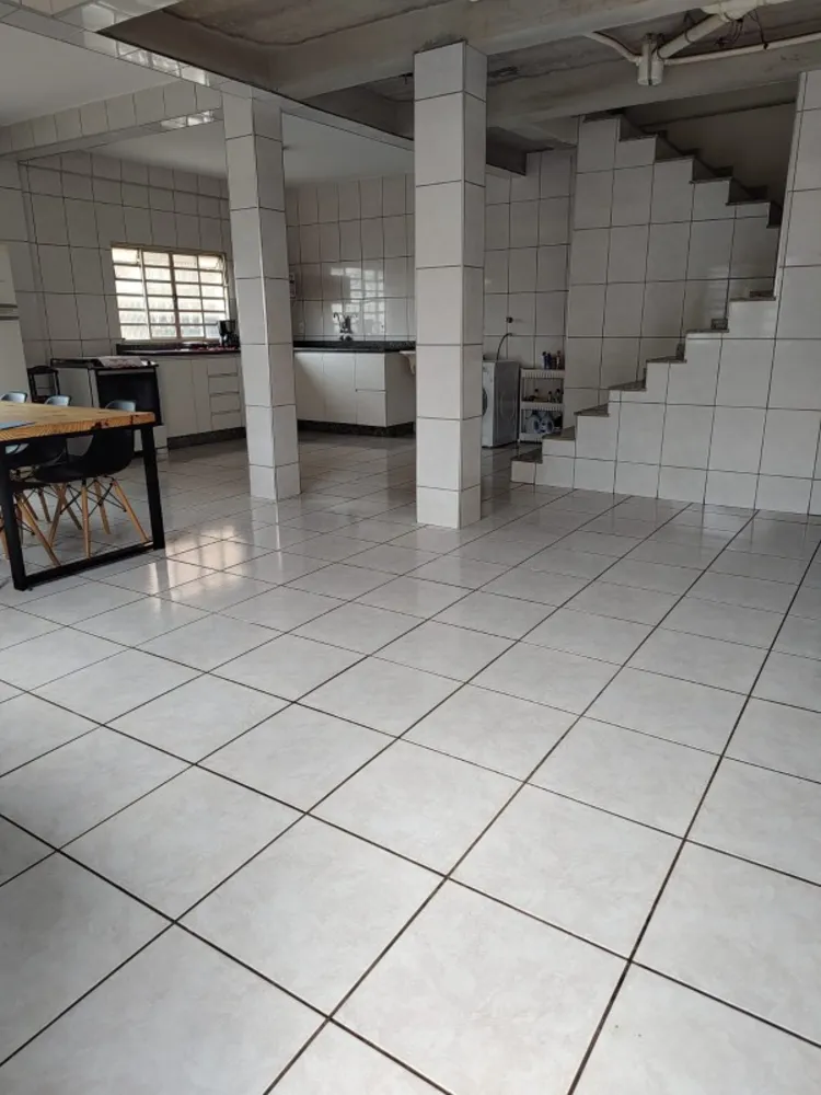 Casa, 4 quartos, 202 m² - Foto 9