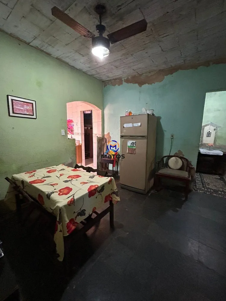 Casa, 3 quartos, 220 m² - Foto 2