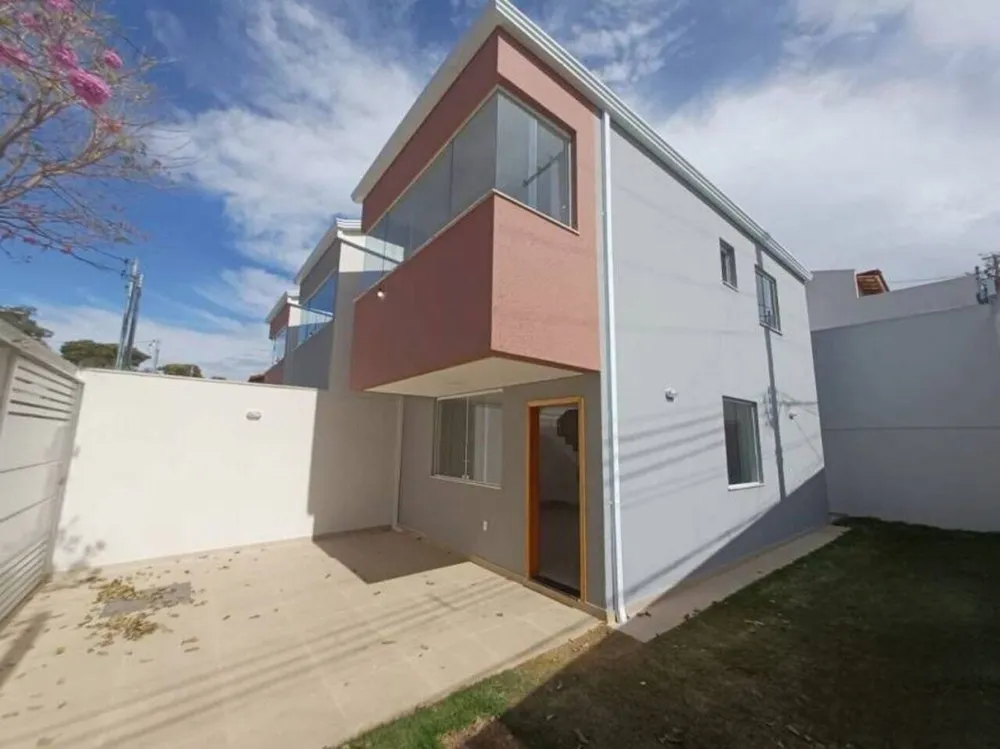 Casa, 3 quartos, 195 m² - Foto 1