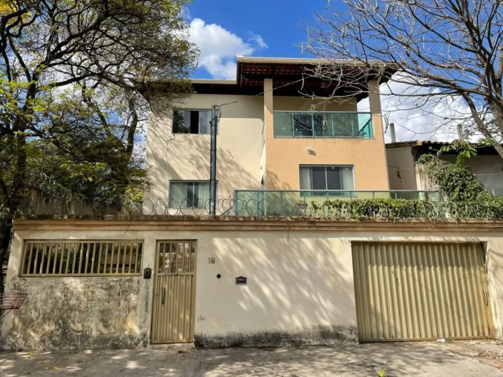 Casa, 4 quartos, 360 m² - Foto 1