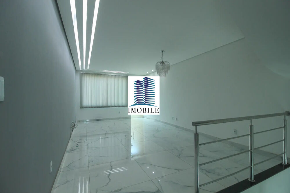Casa à venda com 3 quartos, 120m² - Foto 2