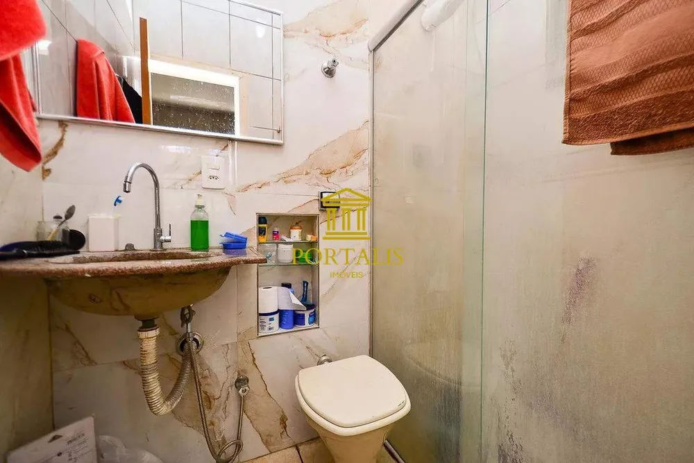 Casa, 6 quartos, 239 m² - Foto 2