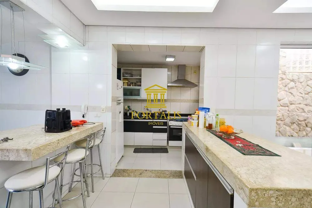 Casa, 6 quartos, 239 m² - Foto 6