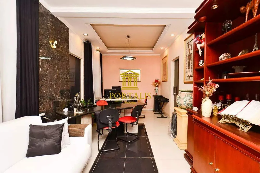 Casa, 6 quartos, 239 m² - Foto 1