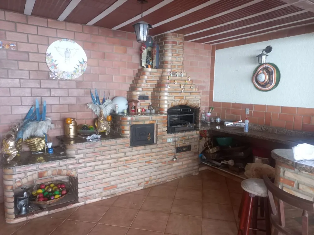 Casa, 3 quartos, 228 m² - Foto 11