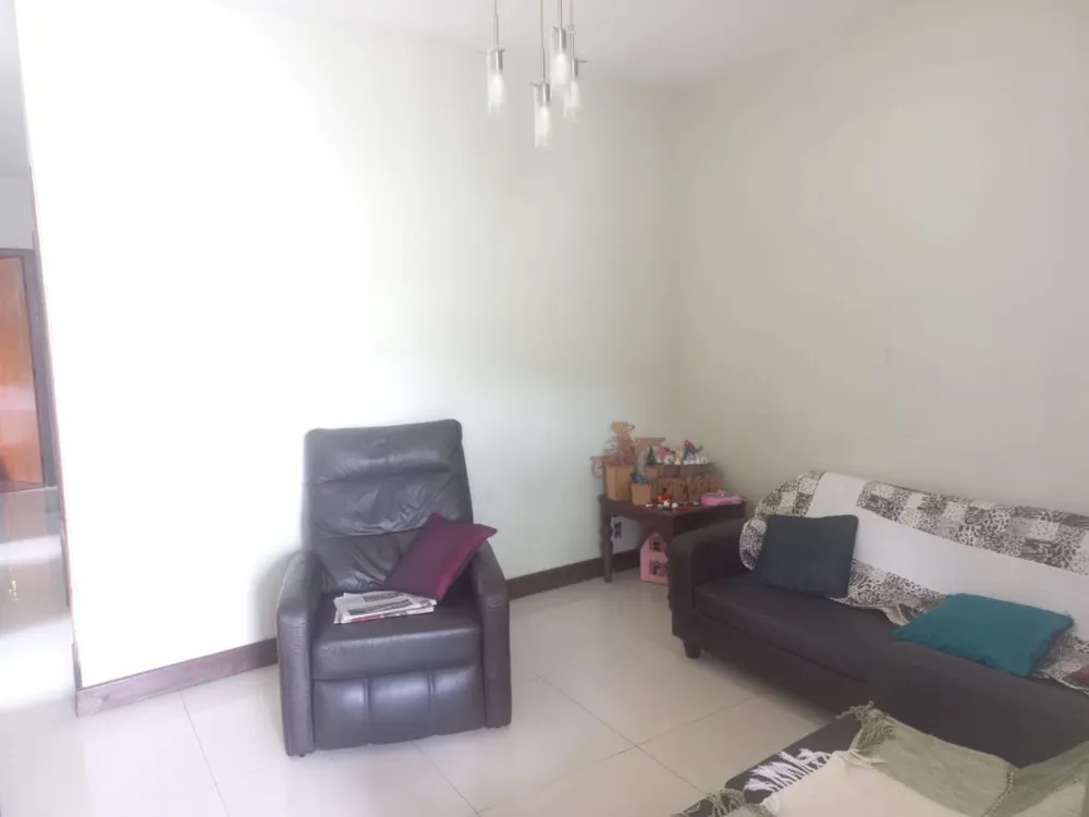 Casa, 3 quartos, 228 m² - Foto 3