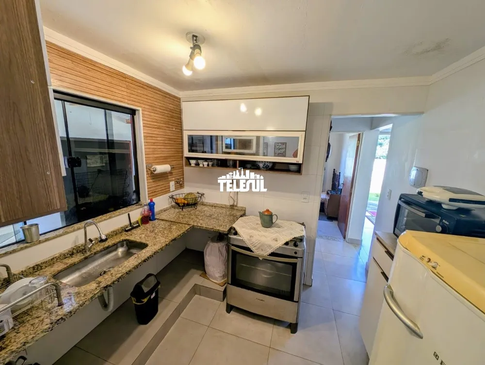 Casa, 3 quartos, 131 m² - Foto 7