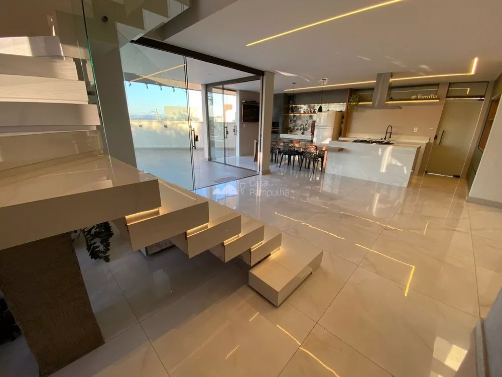 Casa à venda com 4 quartos, 520m² - Foto 12