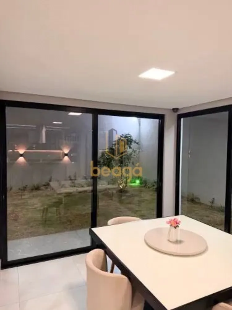 Casa, 4 quartos, 330 m² - Foto 2