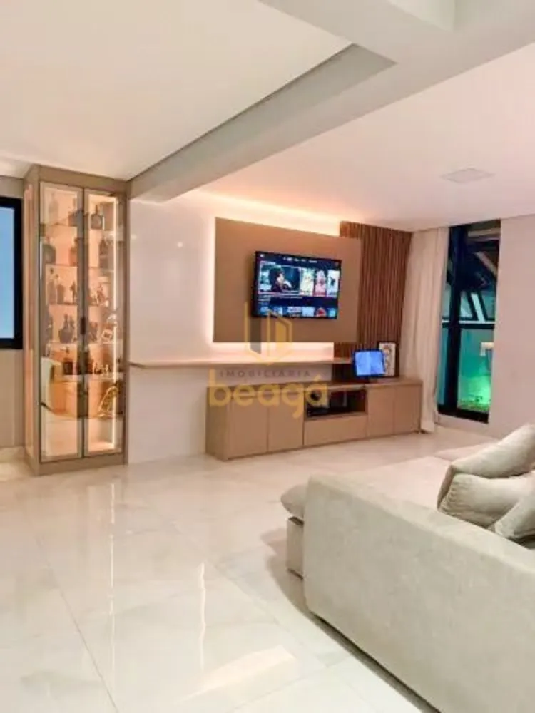 Casa, 4 quartos, 330 m² - Foto 1