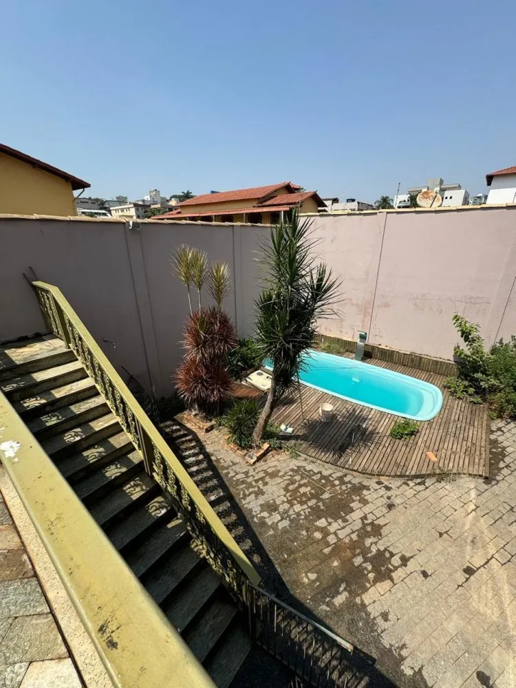 Casa, 4 quartos, 405 m² - Foto 2