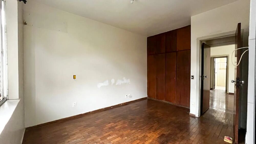 Apartamento à venda com 4 quartos, 160m² - Foto 3