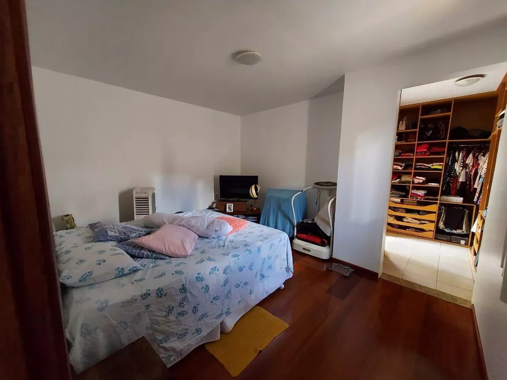 Casa, 4 quartos, 242 m² - Foto 3