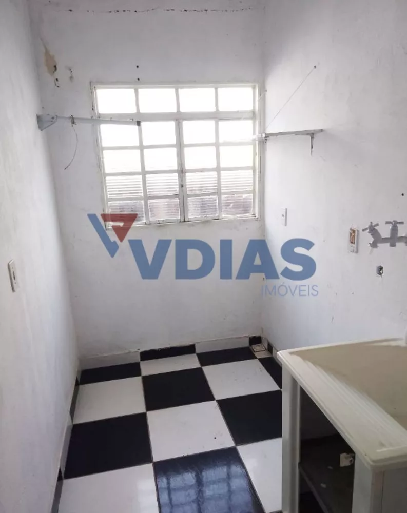 Casa à venda com 2 quartos, 125m² - Foto 7