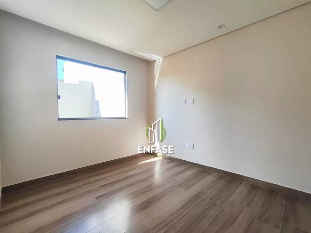 Casa à venda com 3 quartos, 180m² - Foto 13