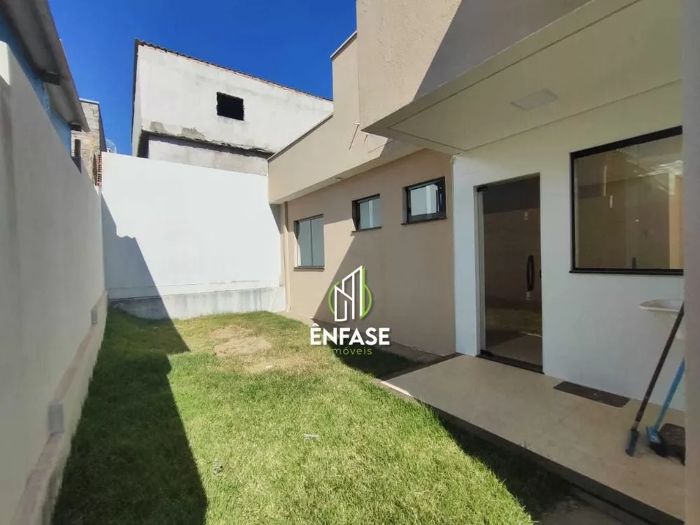 Casa à venda com 3 quartos, 180m² - Foto 17