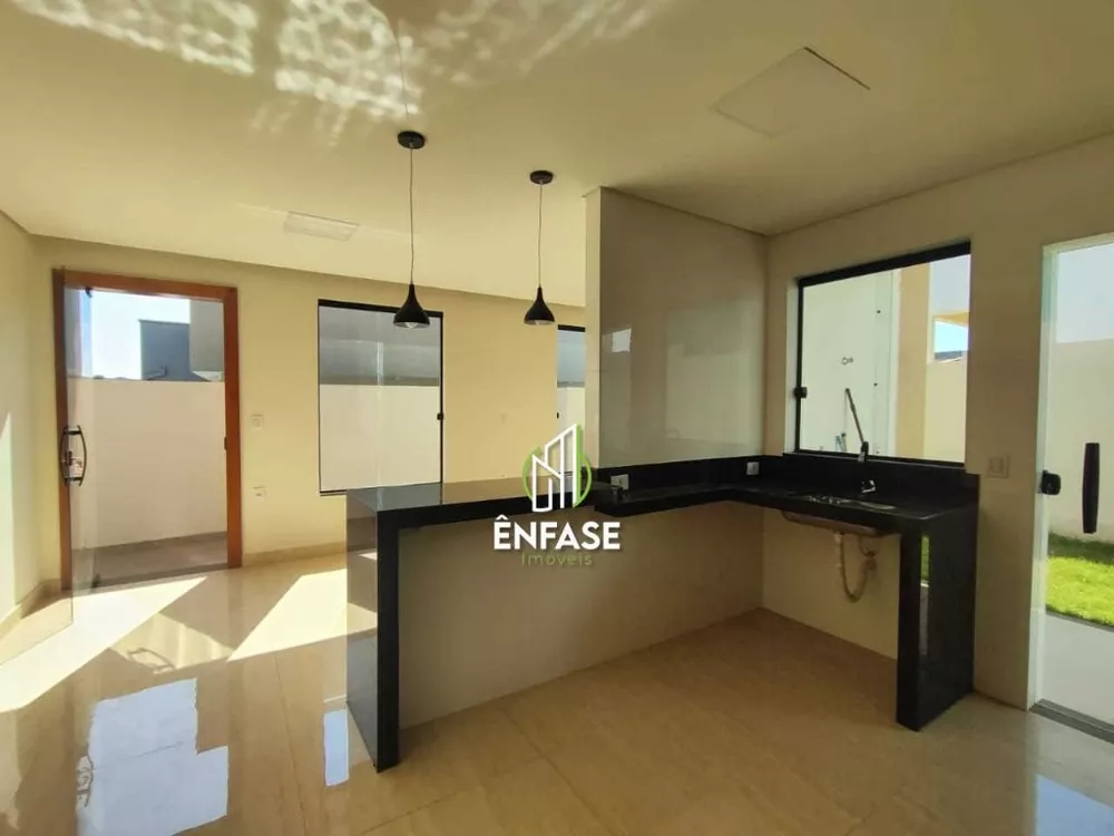 Casa à venda com 3 quartos, 180m² - Foto 14