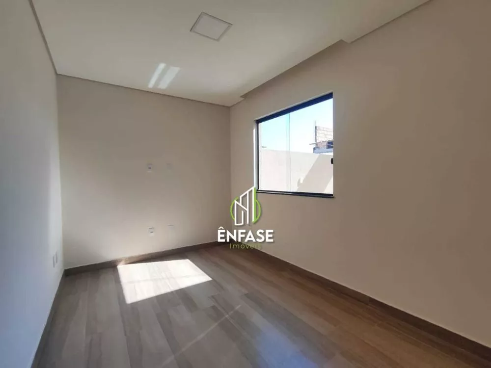 Casa à venda com 3 quartos, 180m² - Foto 12