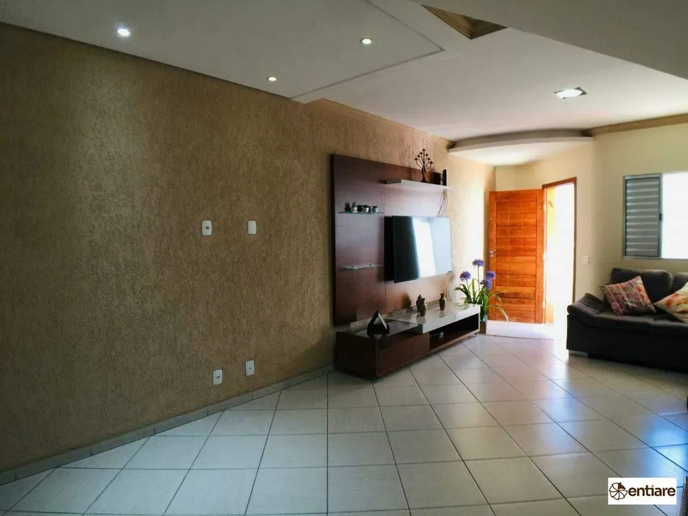 Casa, 4 quartos, 350 m² - Foto 3