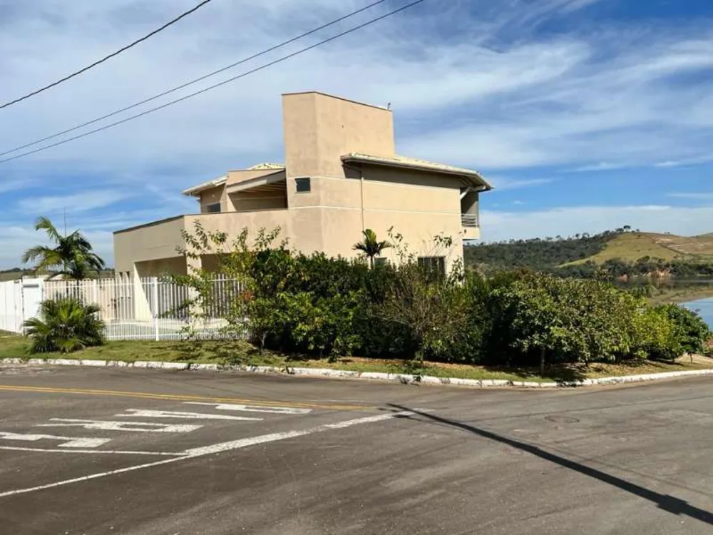 Casa, 3 quartos, 570 m² - Foto 1