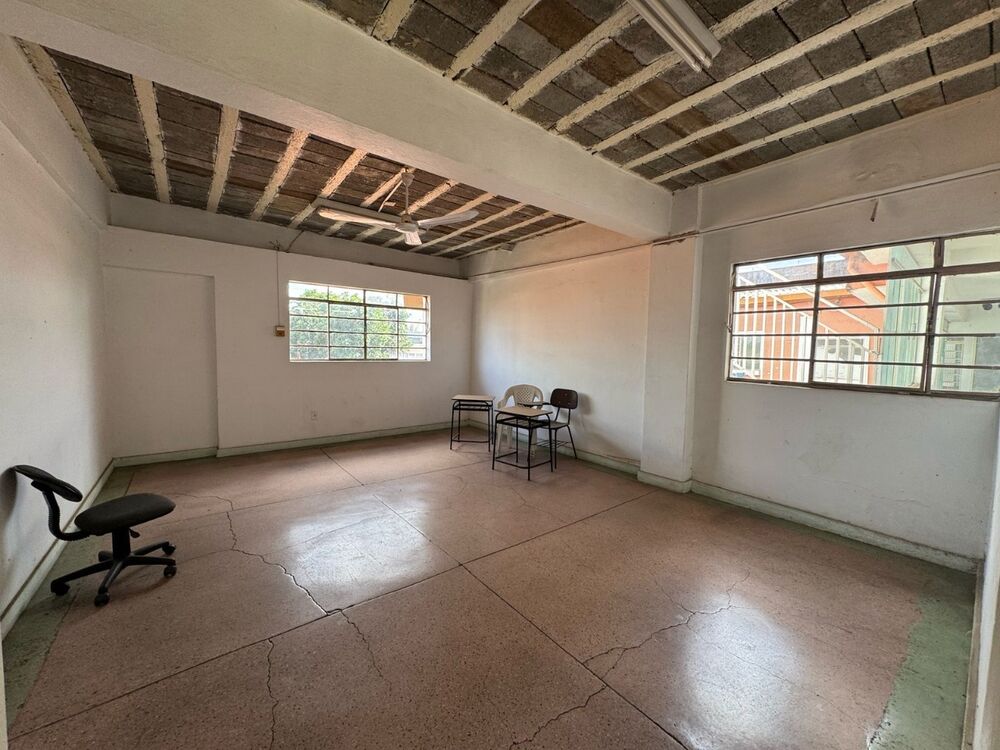 Casa à venda com 4 quartos, 423m² - Foto 6