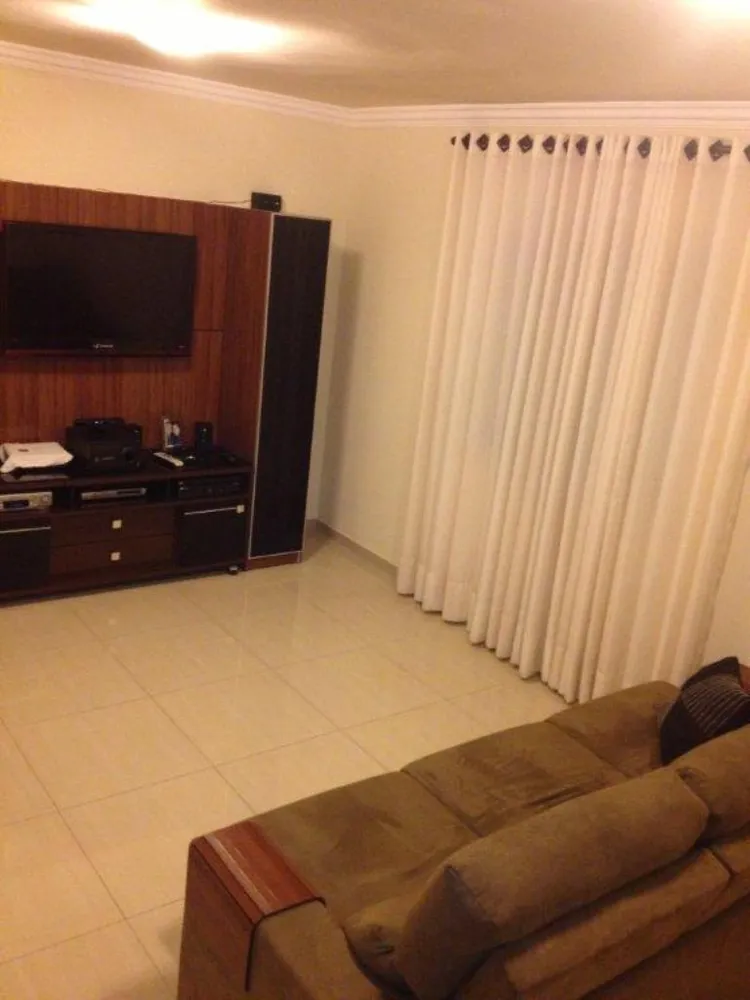 Cobertura, 3 quartos, 231 m² - Foto 2
