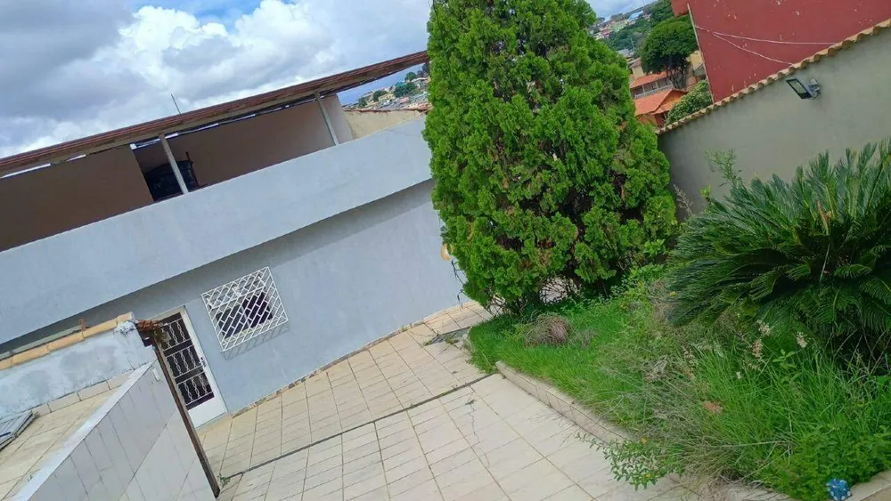Casa, 2 quartos, 216 m² - Foto 2