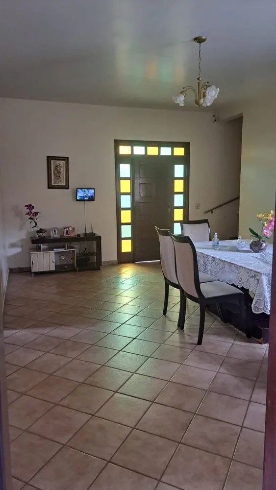 Casa, 4 quartos, 270 m² - Foto 3