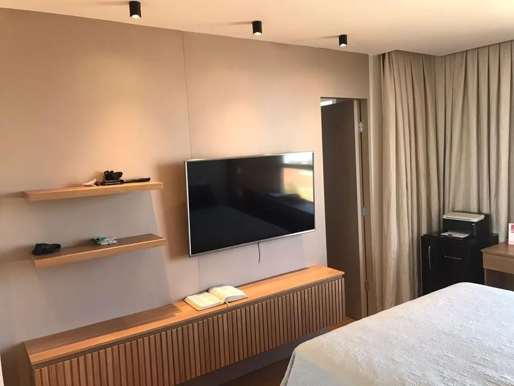 Cobertura, 3 quartos, 218 m² - Foto 4