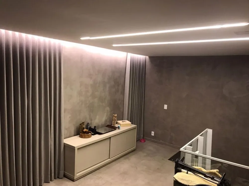 Cobertura, 3 quartos, 218 m² - Foto 2