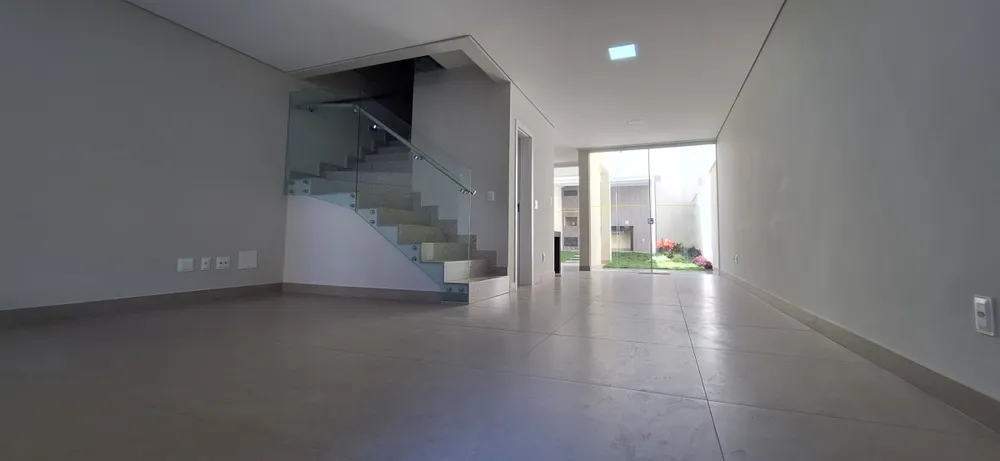 Casa, 4 quartos, 161 m² - Foto 2