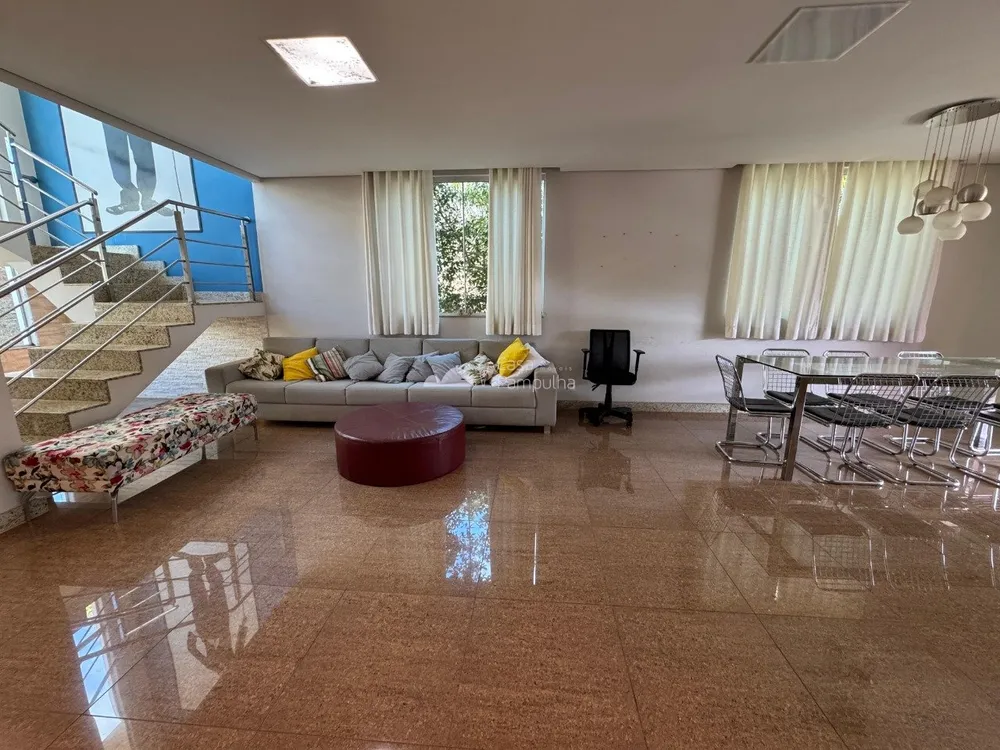 Casa, 4 quartos, 1000 m² - Foto 1