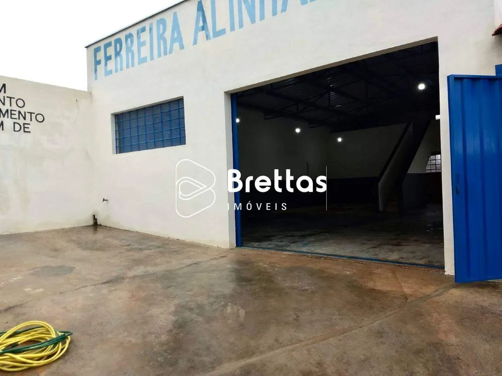 Depósito-Galpão, 163 m² - Foto 1