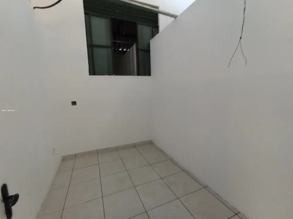 Depósito-Galpão, 330 m² - Foto 2