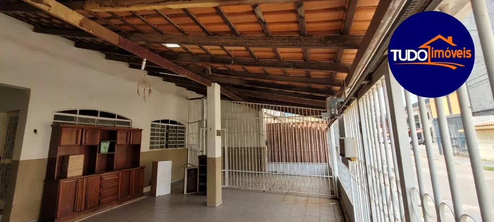 Casa à venda com 3 quartos, 260m² - Foto 11