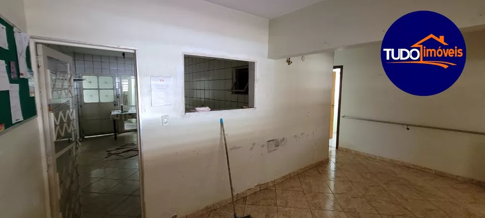 Casa à venda com 3 quartos, 260m² - Foto 12