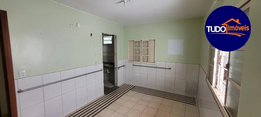 Casa à venda com 3 quartos, 260m² - Foto 22