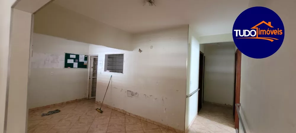 Casa à venda com 3 quartos, 260m² - Foto 18