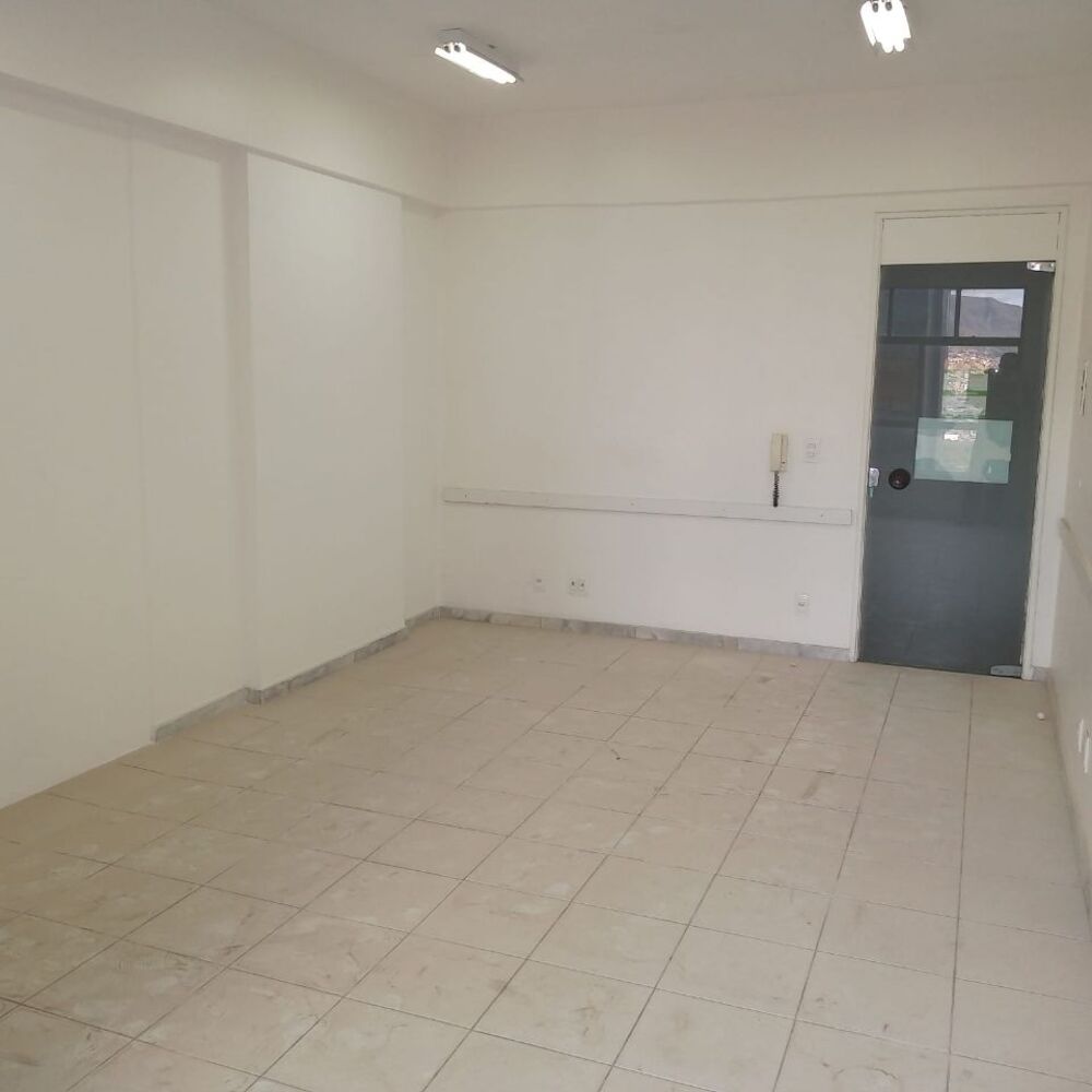 Conjunto Comercial-Sala à venda com 1 quarto, 44m² - Foto 2