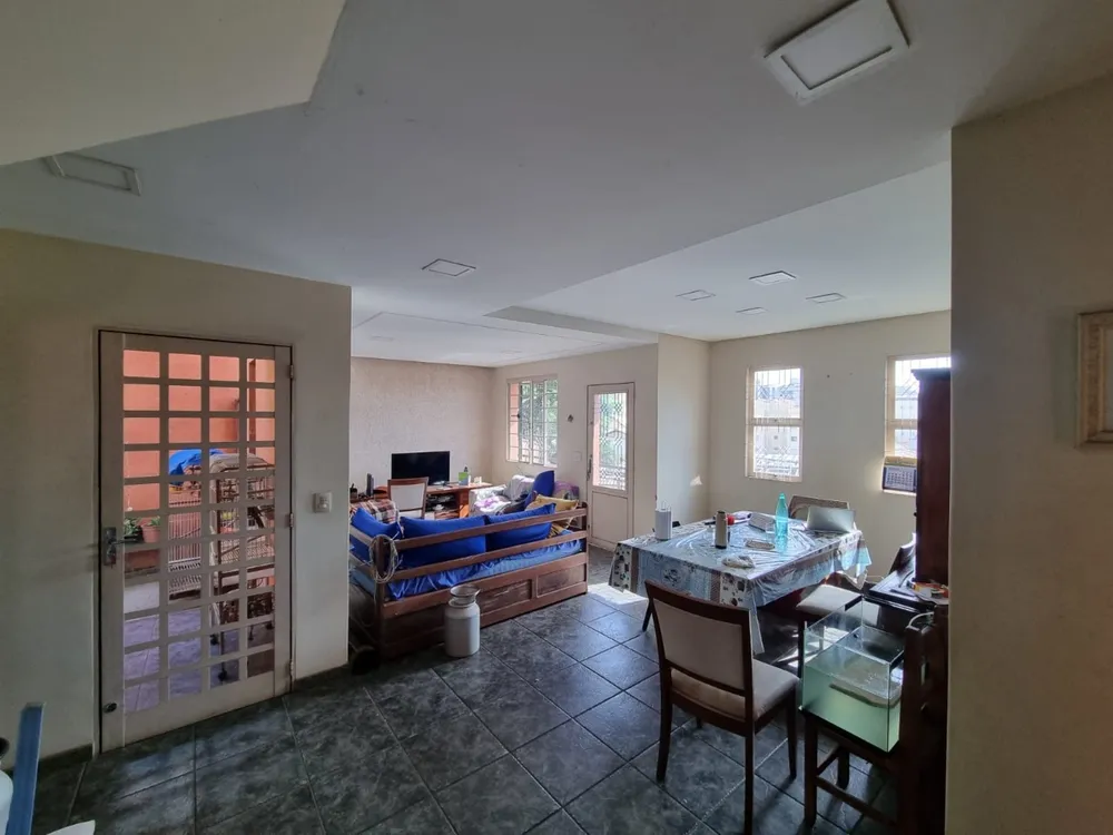 Casa, 2 quartos, 245 m² - Foto 4