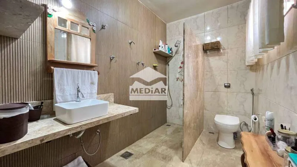 Casa, 5 quartos, 308 m² - Foto 4