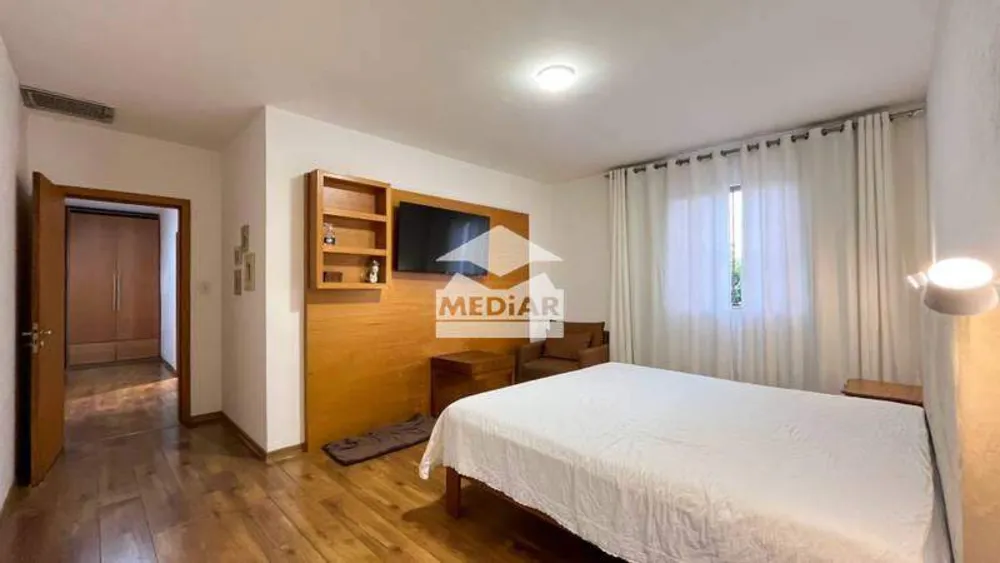 Casa, 5 quartos, 308 m² - Foto 9