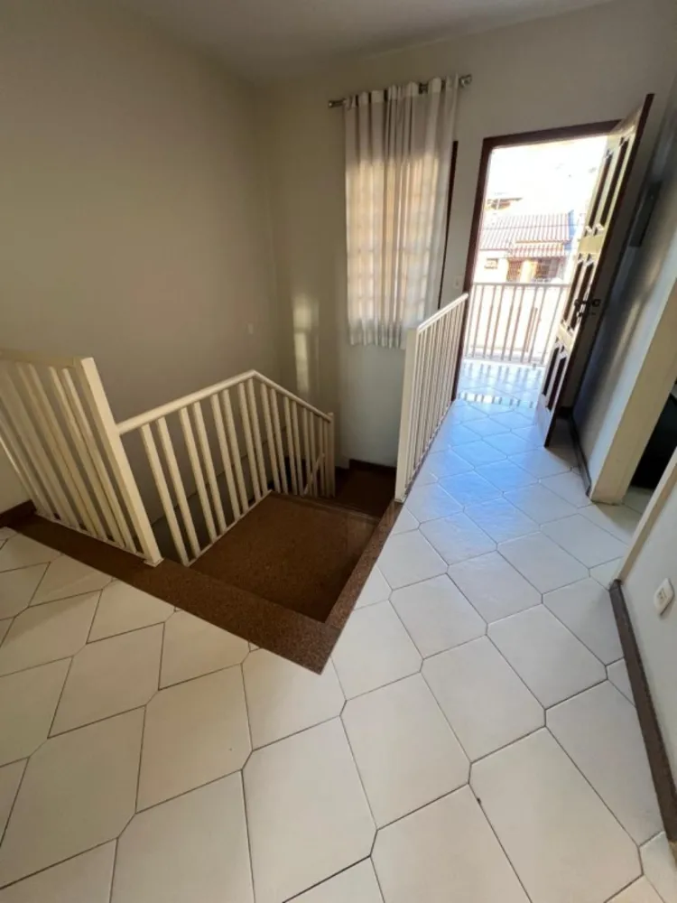 Casa, 4 quartos, 220 m² - Foto 9